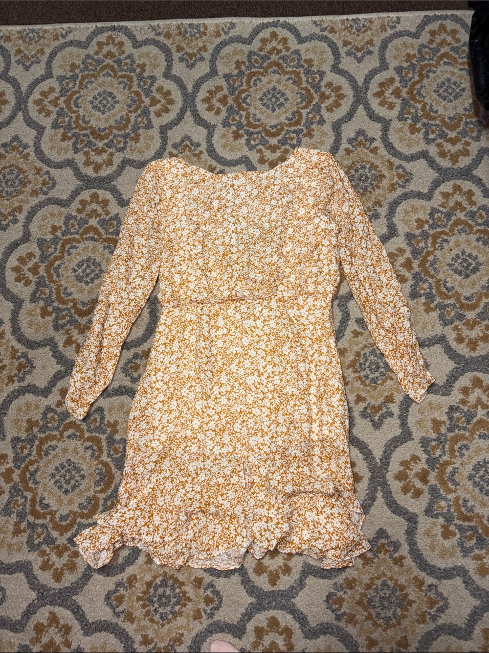 Sage the Label yellow and white floral long sleeve dress